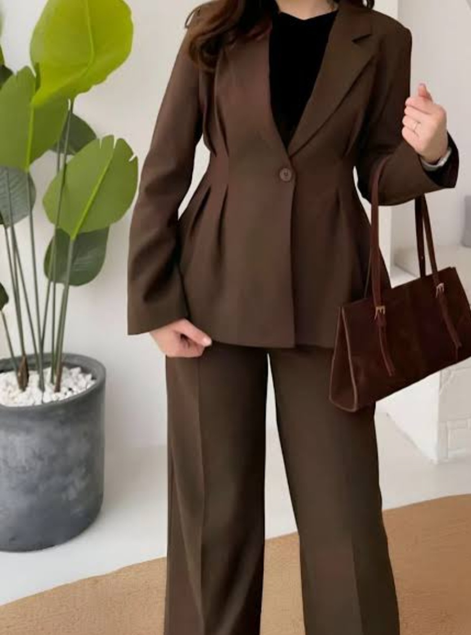کت وشلوار مازراتی